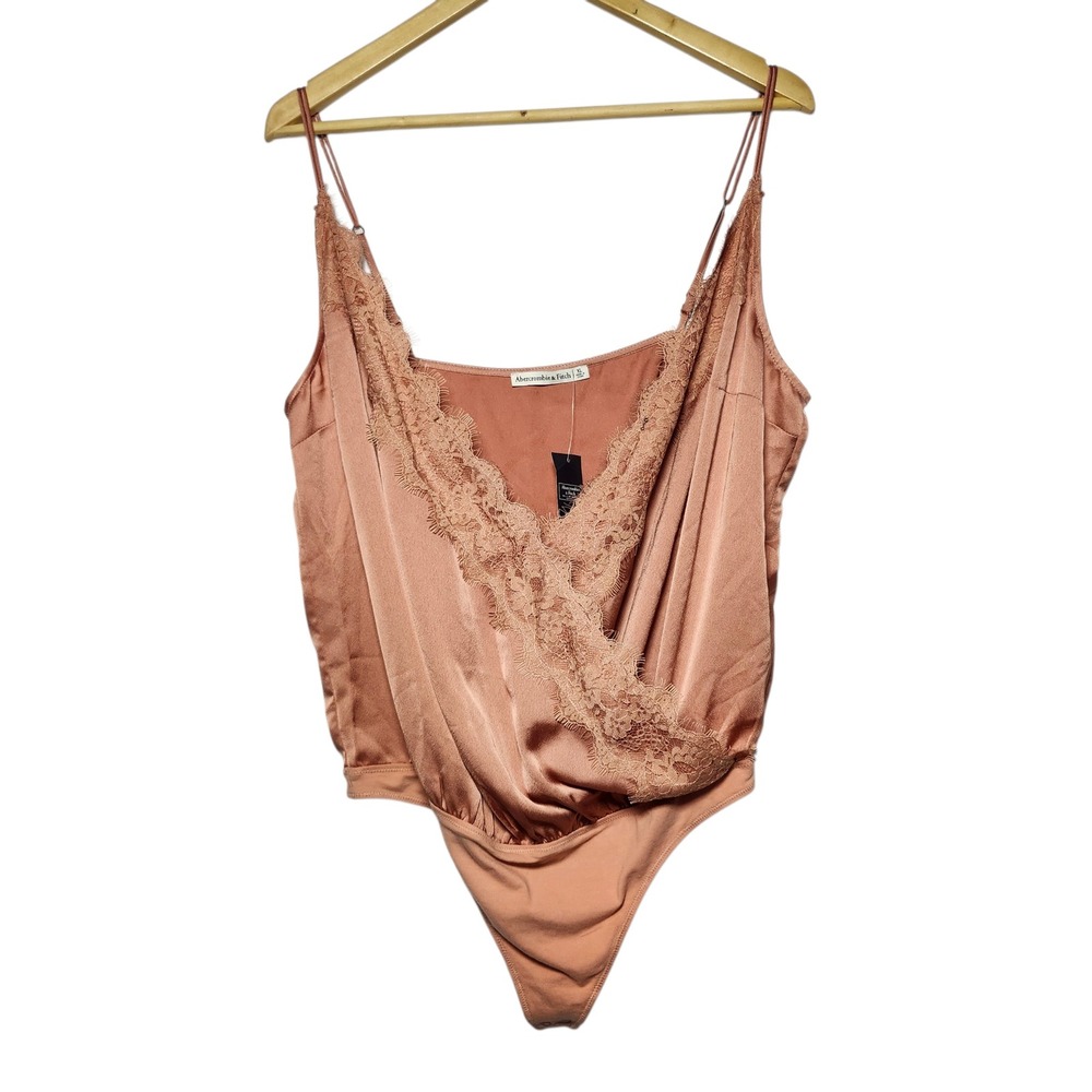 Abercrombie & Fitch Satin Lace Wrap Cami Bodysuit Dusty Pink Coquette Romantic